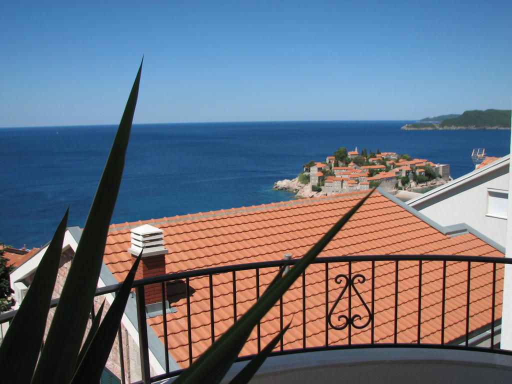 Apartments Leut Sveti Stefan Rum bild