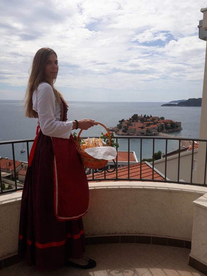 Apartments Leut Sveti Stefan Exteriör bild